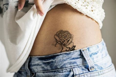 tatuajes en pelvis|Tatuajes en la pelvis para mujeres